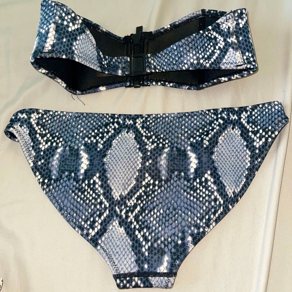 Triangl Bandeau Bikini - image 2